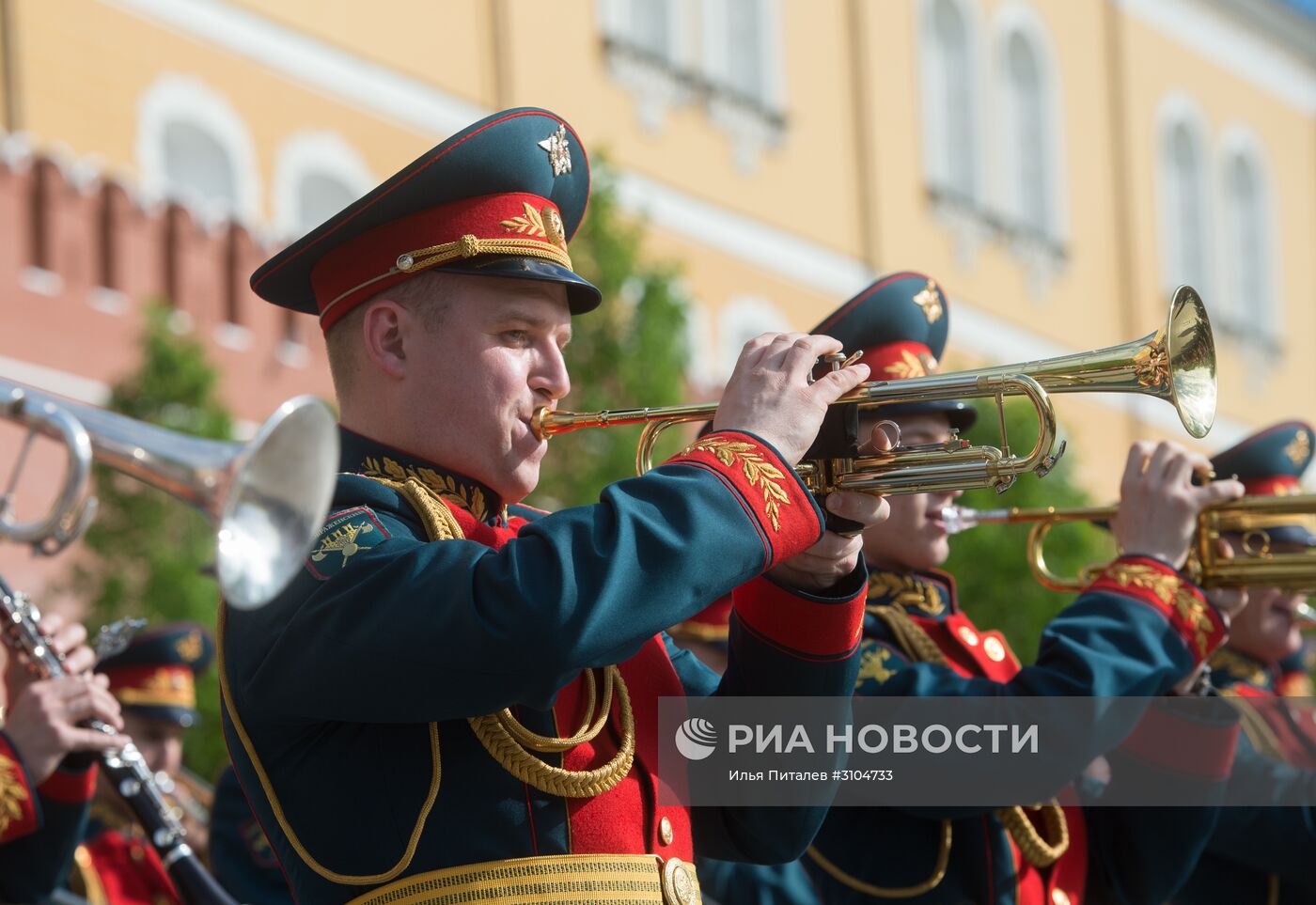 Открытие летнего сезона концертной программы "Военные оркестры в парках"
