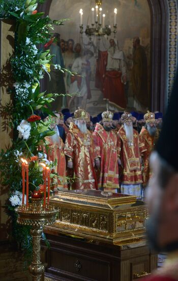 Встреча ковчега с мощами святителя Николая Чудотворца в храме Христа Спасителя
