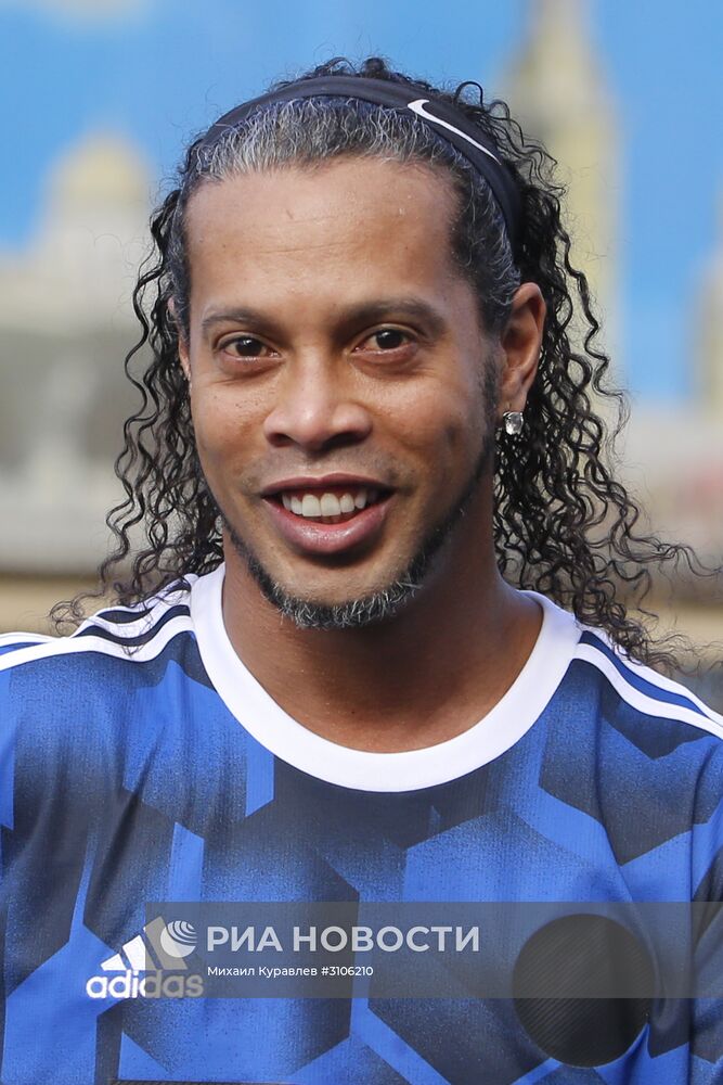 Футбол. Товарищеский матч. Легенды FIFA - сборная России