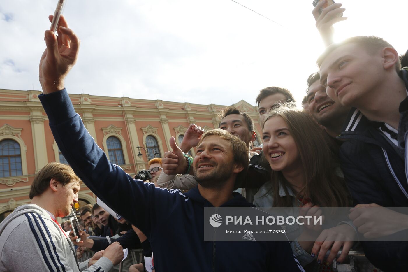 Футбол. Товарищеский матч. Легенды FIFA - сборная России