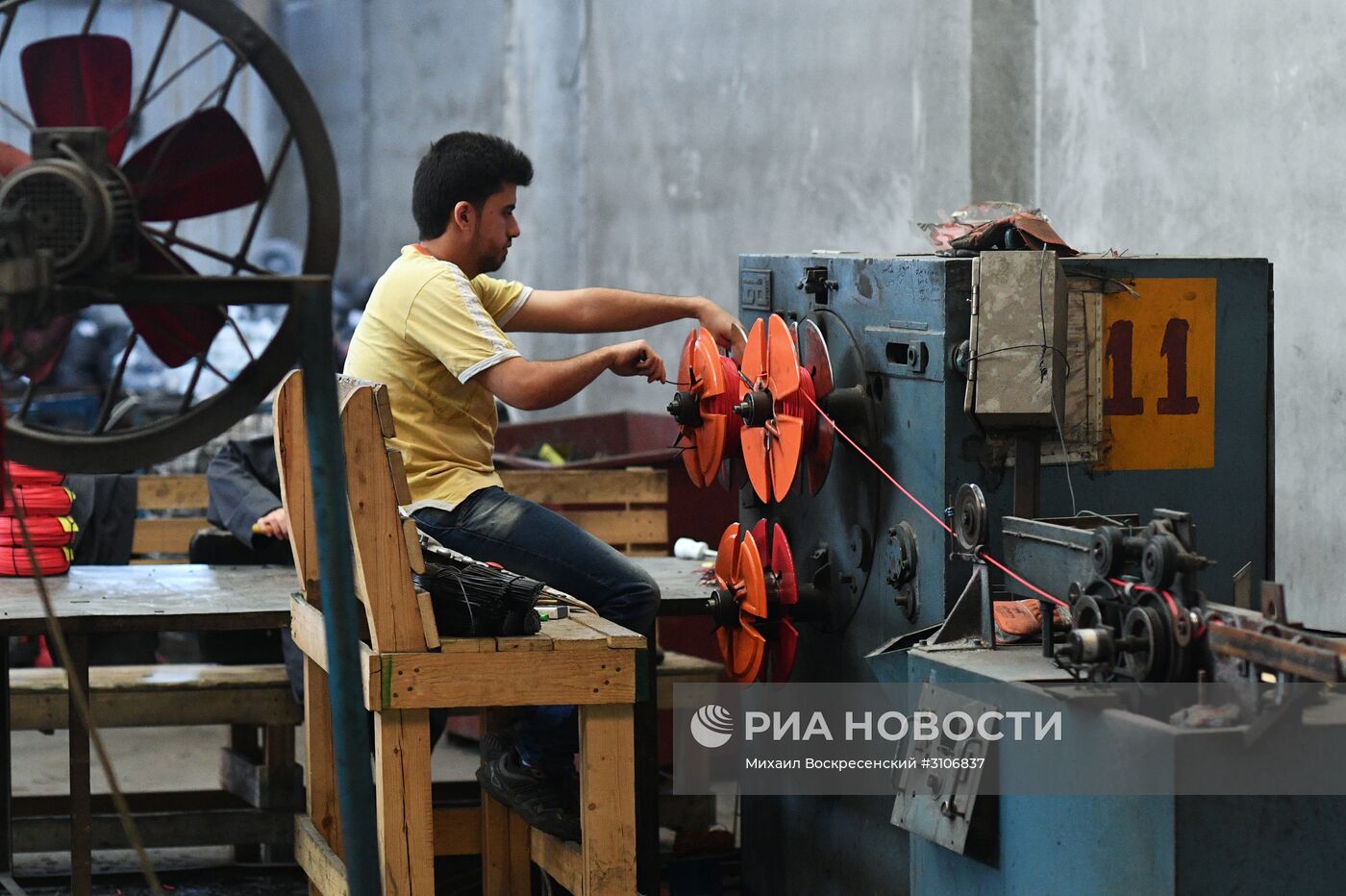 Завод по изготовлению электрических кабелей в южном пригороде Дамаска