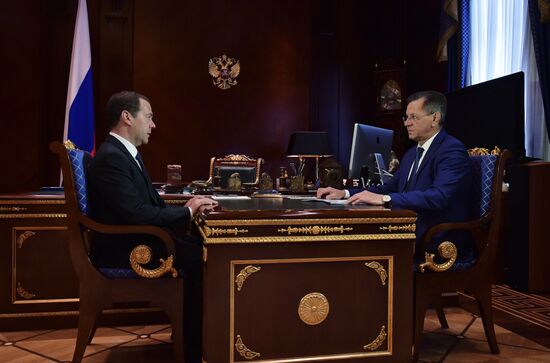 Премьер-министр РФ Д. Медведев встретился с губернатором Астраханской области А. Жилкиным