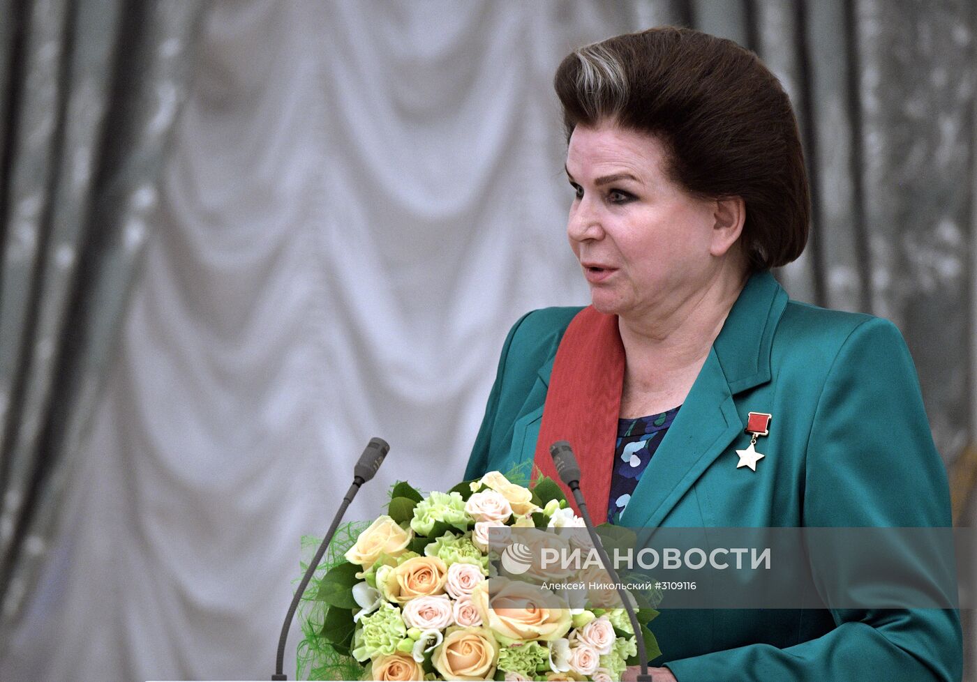 Церемония вручения государственных наград президентом РФ В. Путиным в Кремле