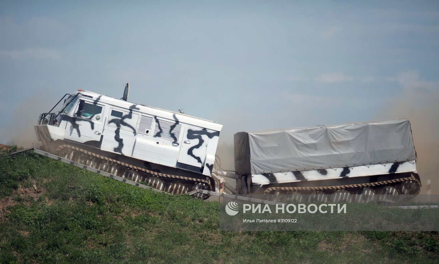 Подготовка к открытию выставки "День передовых технологий правоохранительных органов РФ"