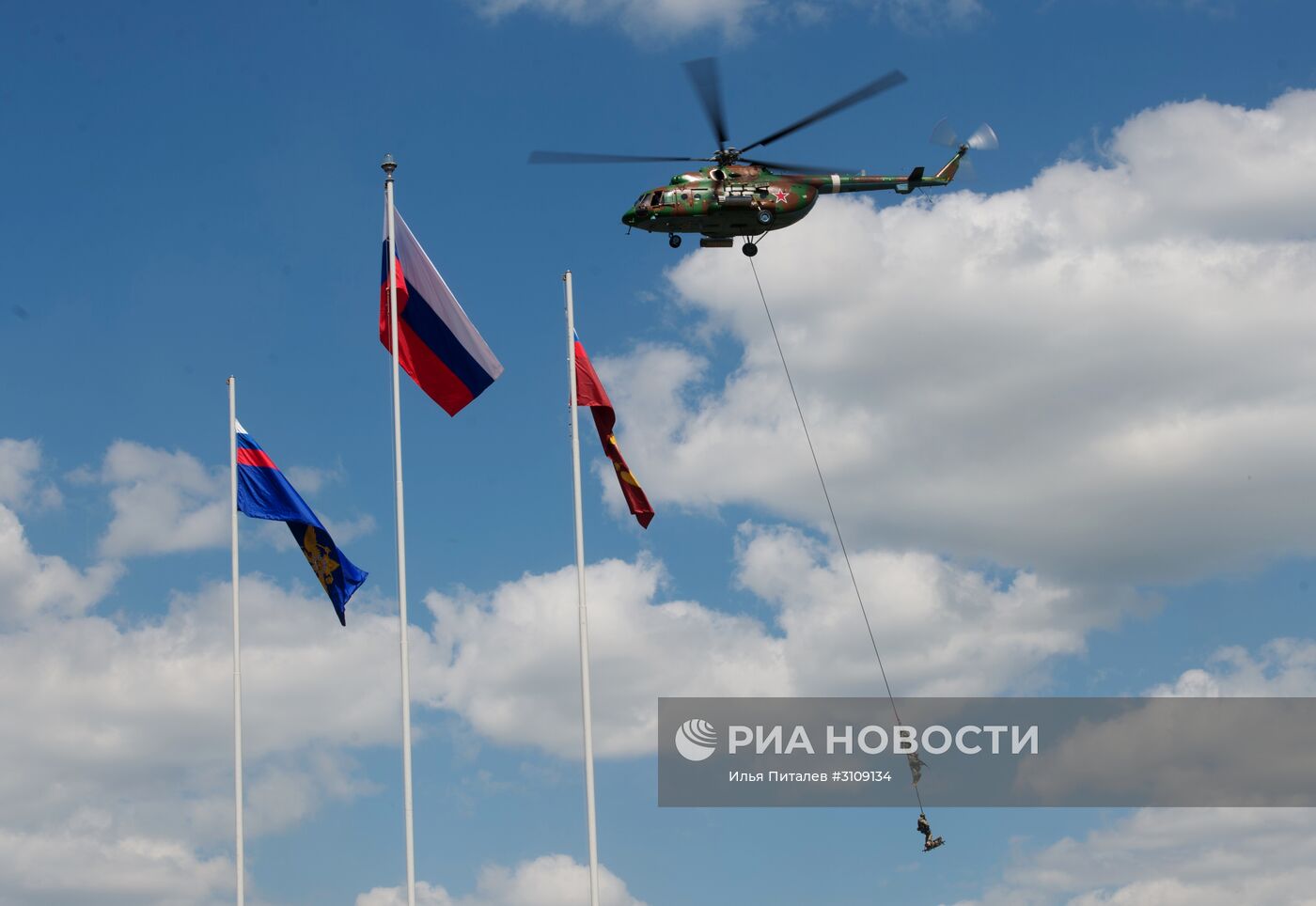 Подготовка к открытию выставки "День передовых технологий правоохранительных органов РФ"