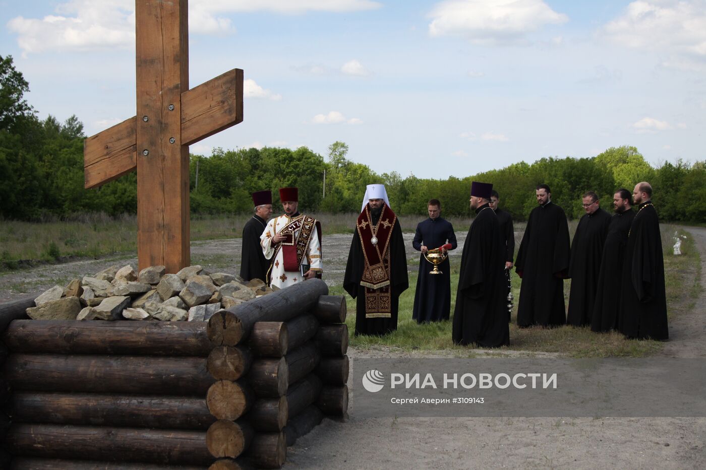 Торжественное открытие и освящение Поклонного креста в Донецкой области