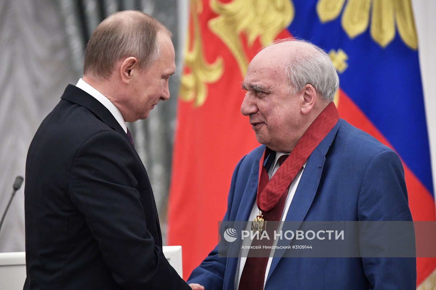 Церемония вручения государственных наград президентом РФ В. Путиным в Кремле