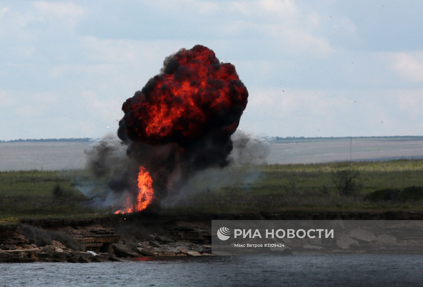 Учения спецназа ФСБ в Крыму