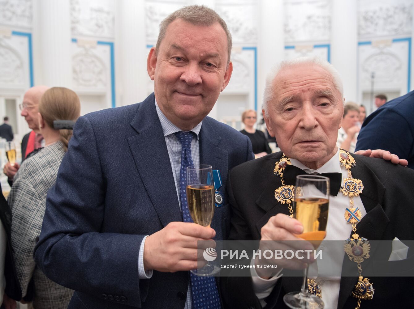 Церемония вручения государственных наград президентом РФ В. Путиным в Кремле