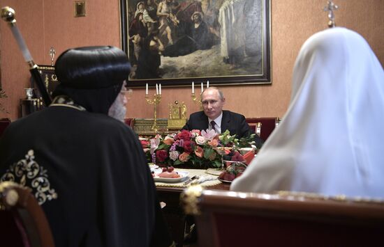 Президент РФ В. Путин встретился с патриархом Коптским Тавадросом II