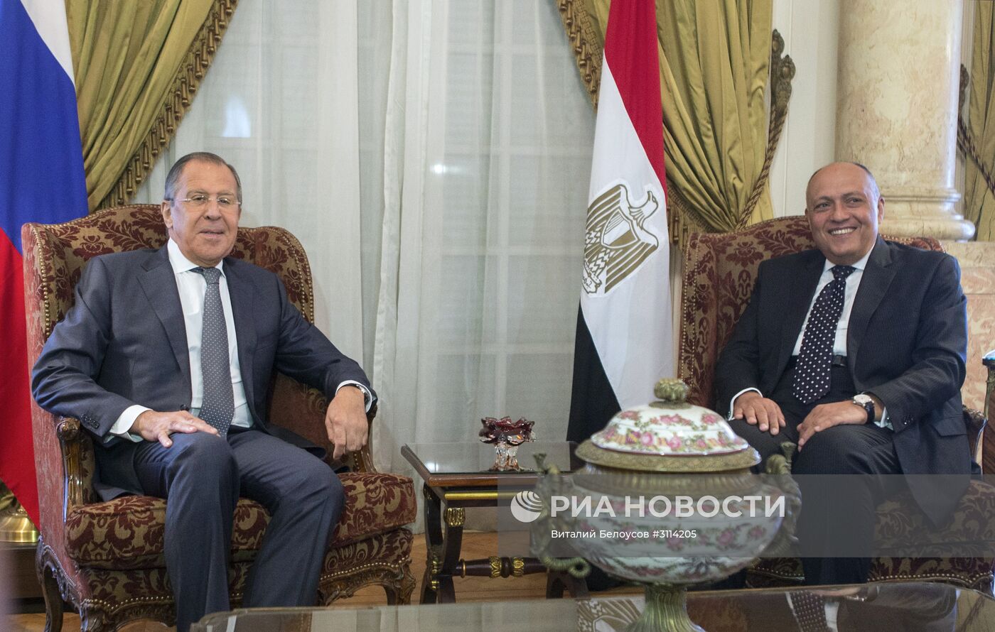 Визит министра иностранных дел РФ С. Лаврова и министра обороны РФ С. Шойгу в Каир