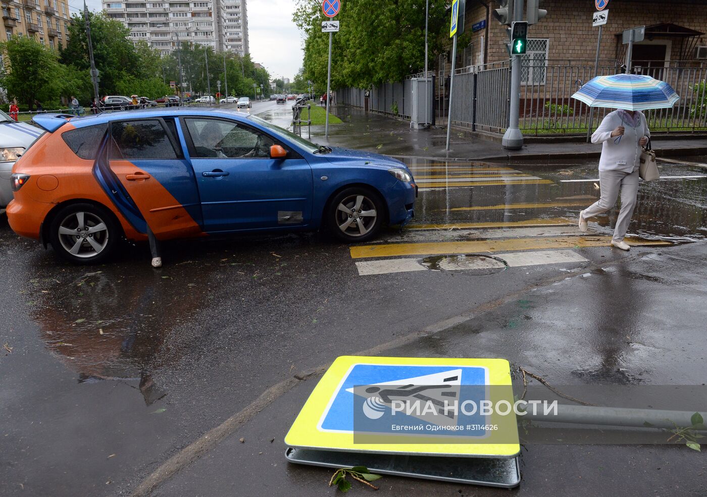 Последствия урагана в Москве