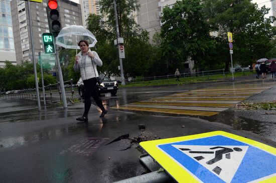 Последствия урагана в Москве