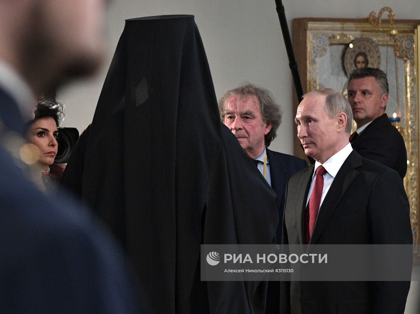 Официальный визит президента РФ В. Путина в Париж