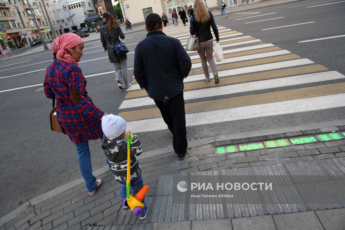Перезапуск проекта "Светофор под ногами"