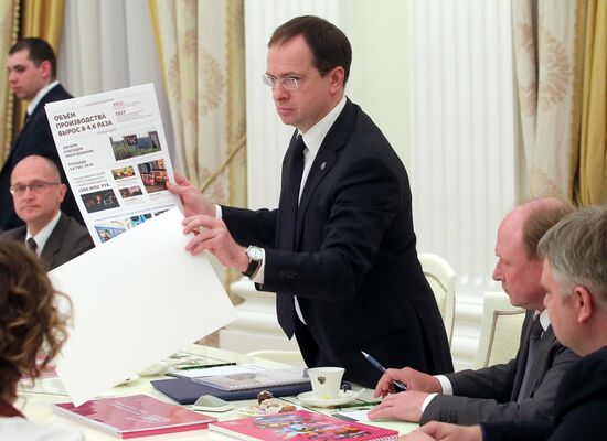 Президент РФ В. Путин встретится с деятелями отечественной мультипликации