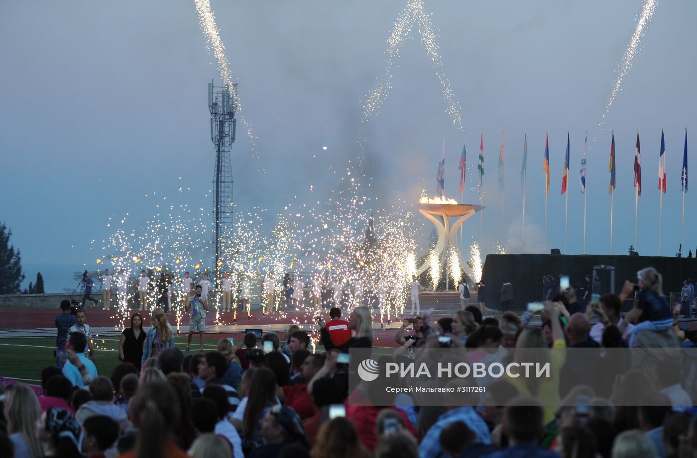 Открытие конкурса "Детская Новая волна 2017" в "Артеке"