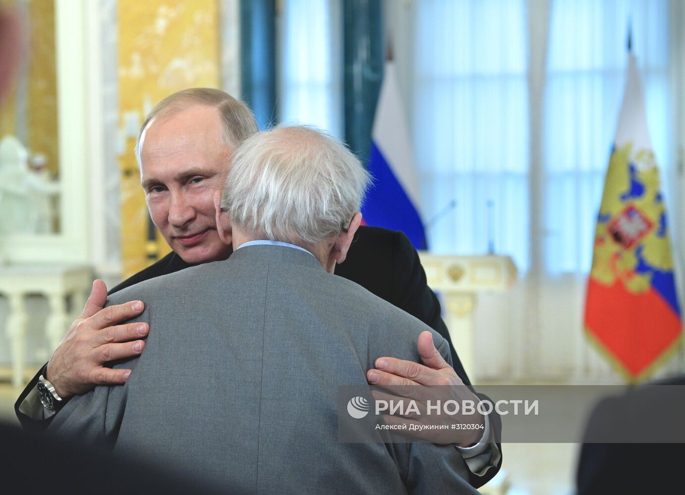 Рабочая поездка президента РФ В. Путина в Северо-западный федеральный округ