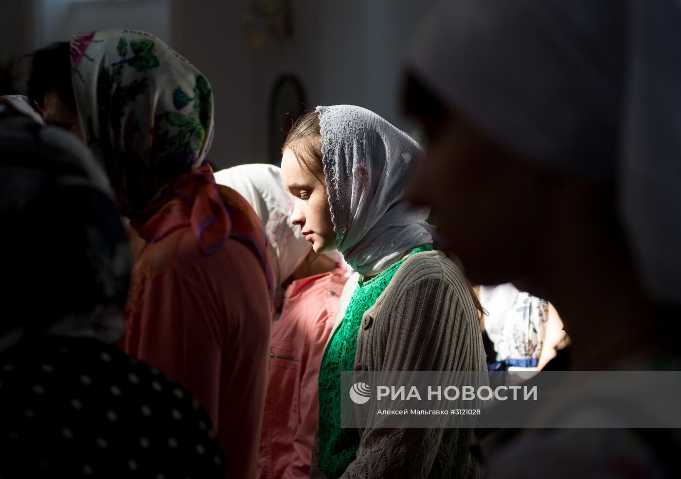 Празднование Троицы в городах России