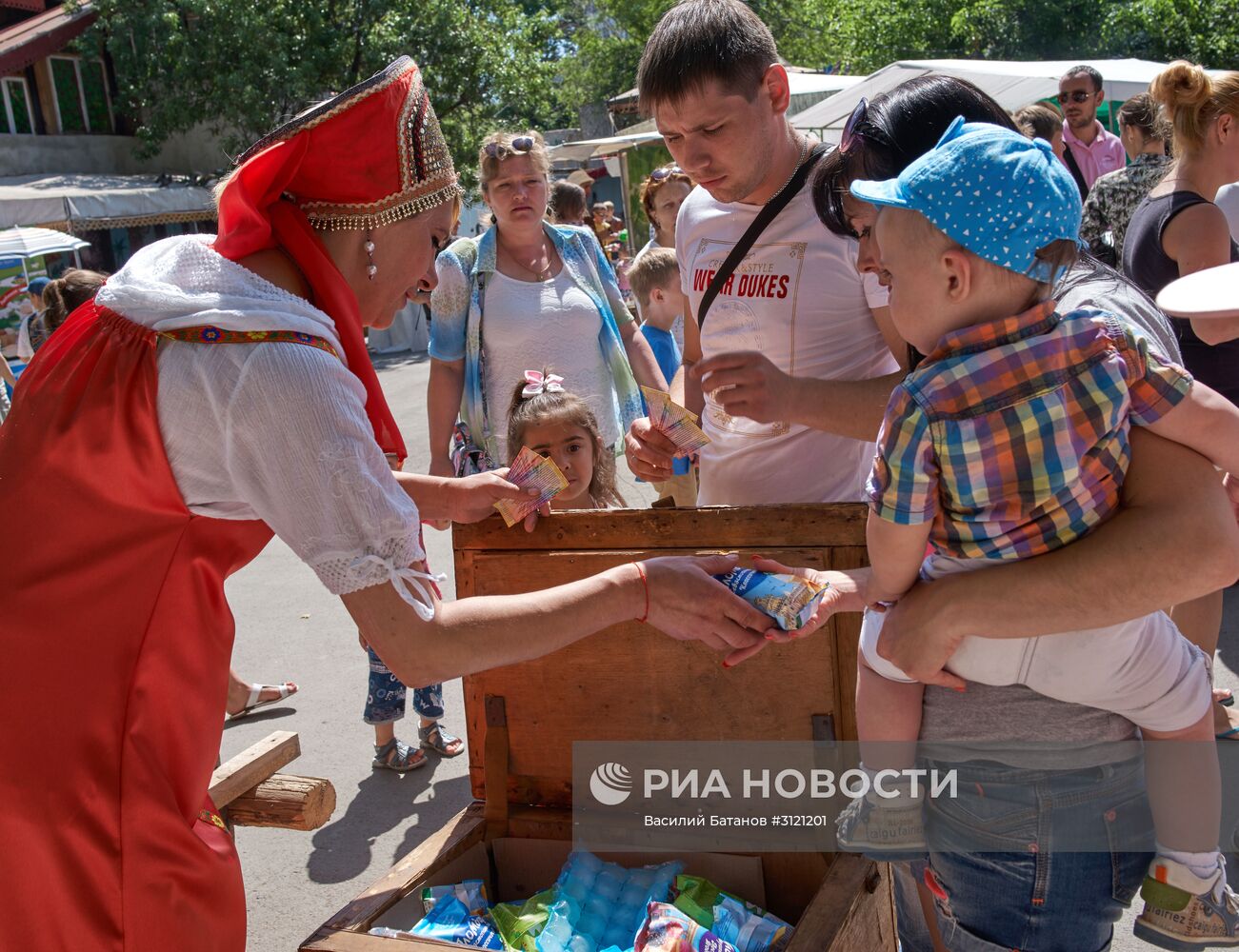 Крымскый фестиваль мороженого в Севастополе