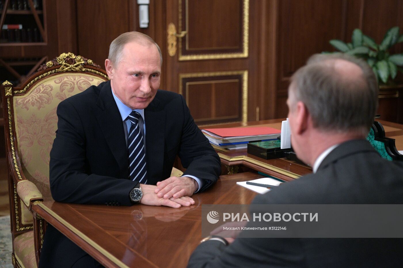 Президент РФ В. Путин встретился с главой Совбеза РФ Н. Патрушевым