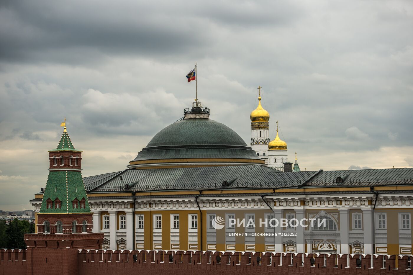 Книжный фестиваль "Красная площадь". День третий