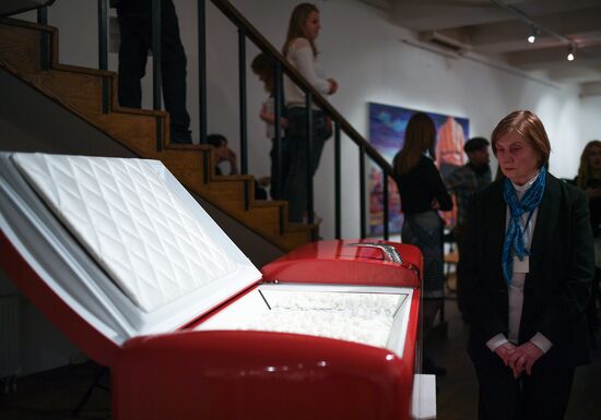 П/к и открытие выставки С. Шнурова "Ретроспектива Брендреализма"