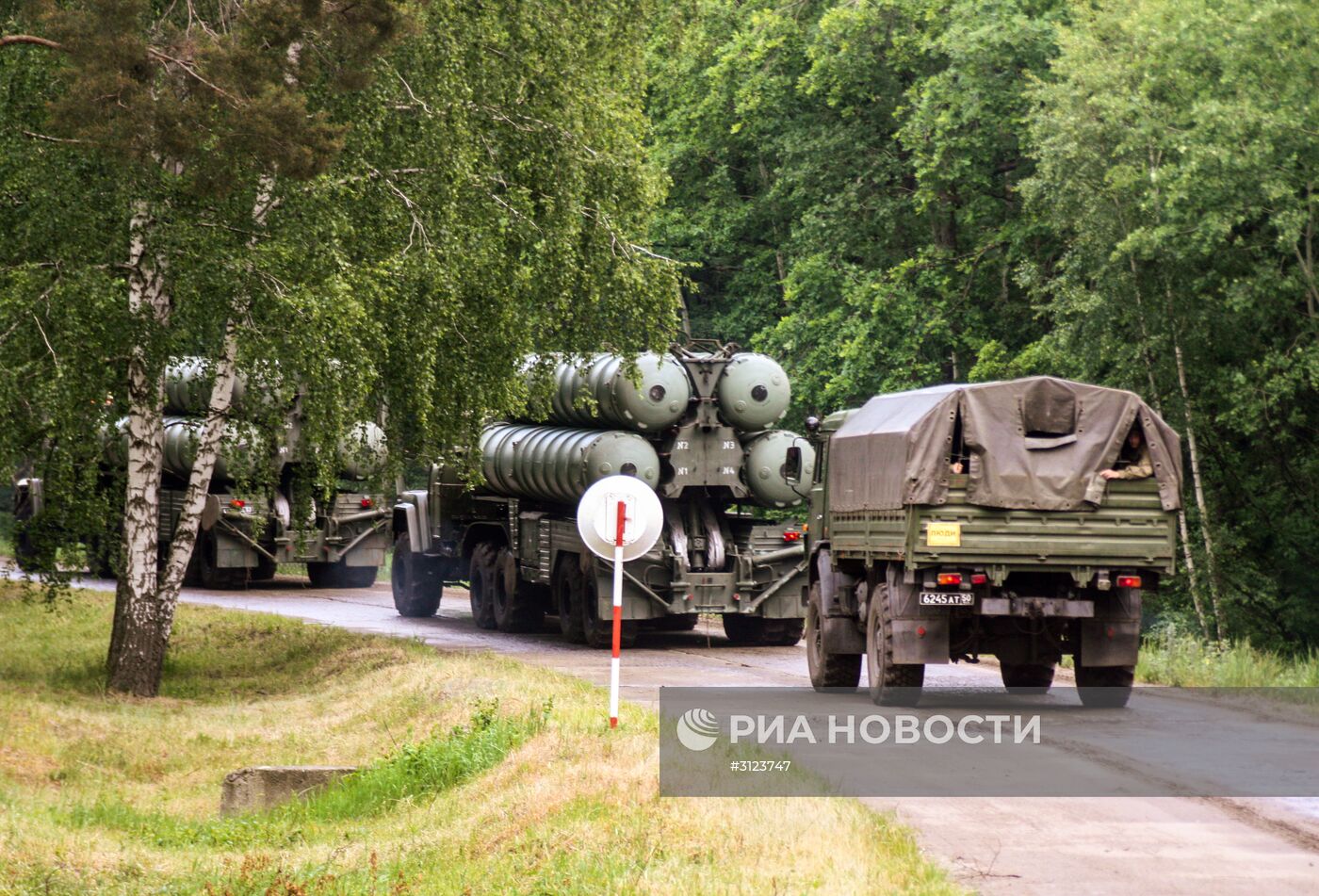 Учения войск ПВО с участием дивизиона ЗРК С-300 "Фаворит"