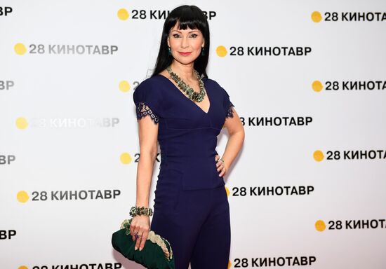 Открытие 28-го Открытого Российского кинофестиваля "Кинотавр"