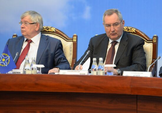 Рабочая поездка вице-премьера Д. Рогозина в Киргизию