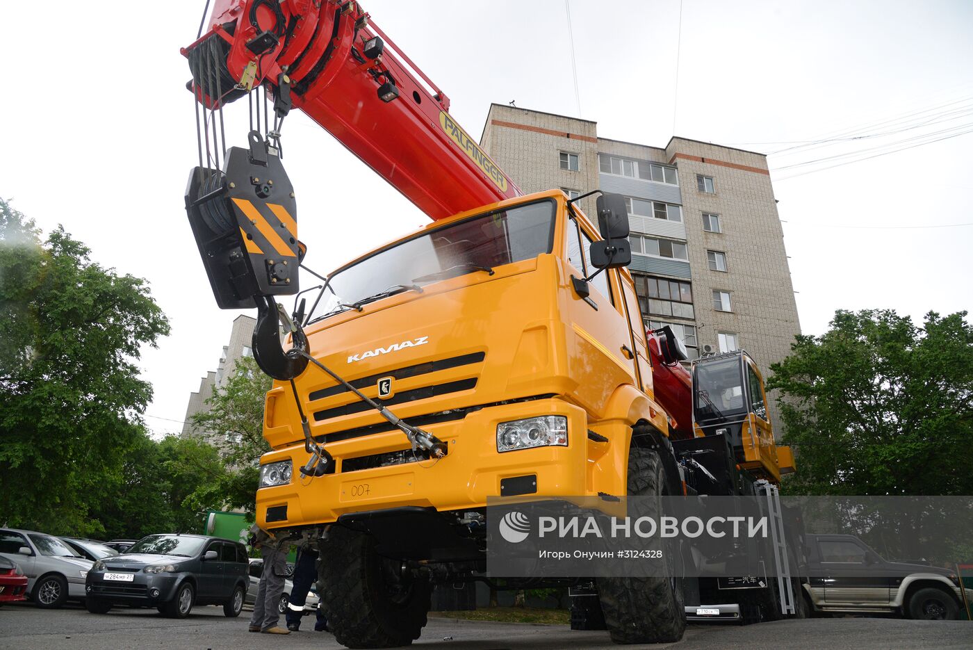 Презентация нового 25-тонного автокрана в Хабаровске
