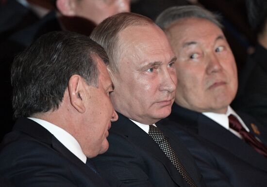 Рабочий визит президента РФ В. Путина в Казахстан