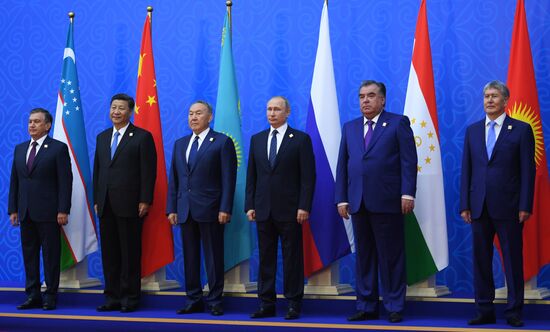 Рабочий визит президента РФ В. Путина в Казахстан