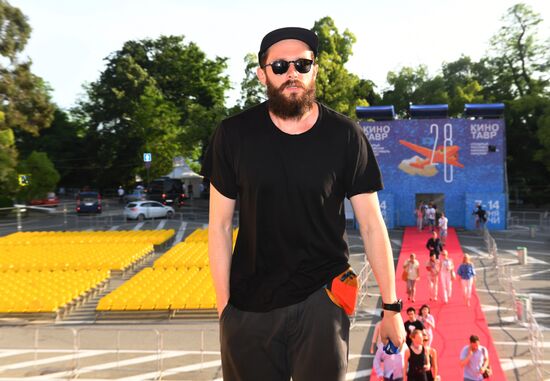 28-й Открытый Российский кинофестиваль "Кинотавр". День второй