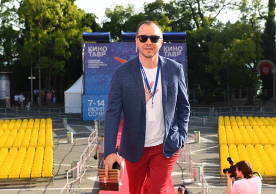 28-й Открытый Российский кинофестиваль "Кинотавр". День второй