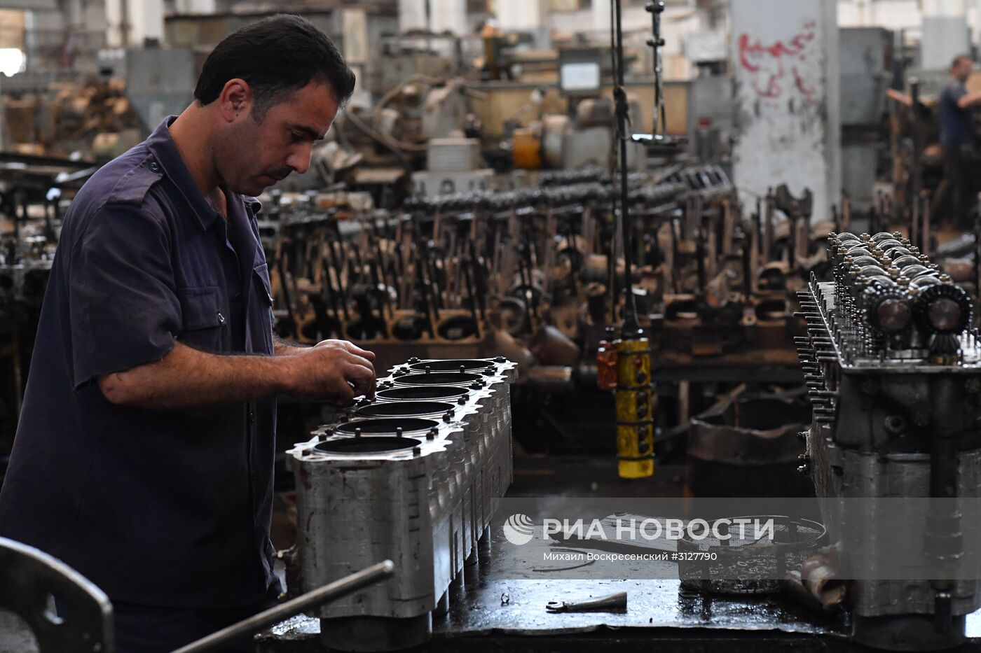 Завод по ремонту бронетанковой техники в Хомсе