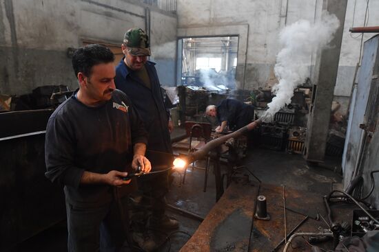 Завод по ремонту бронетанковой техники в Хомсе