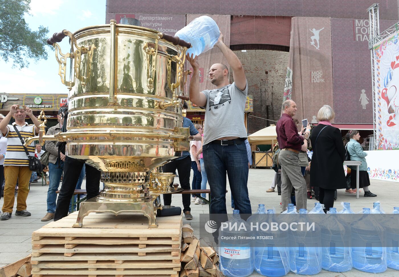 Фестиваль "Самоварфест" в Москве