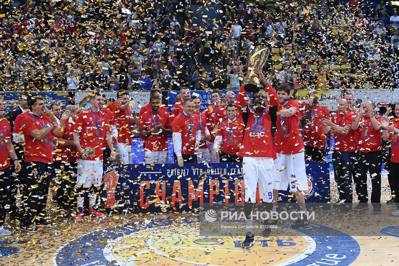 Баскетбол. Единая Лига ВТБ. Матч "Химки" - ЦСКА