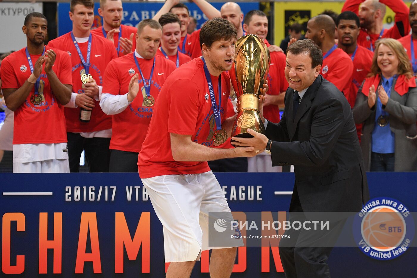 Баскетбол. Единая Лига ВТБ. Матч "Химки" - ЦСКА