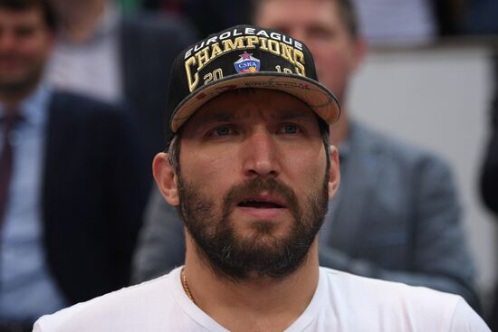 Баскетбол. Единая Лига ВТБ. Матч "Химки" - ЦСКА