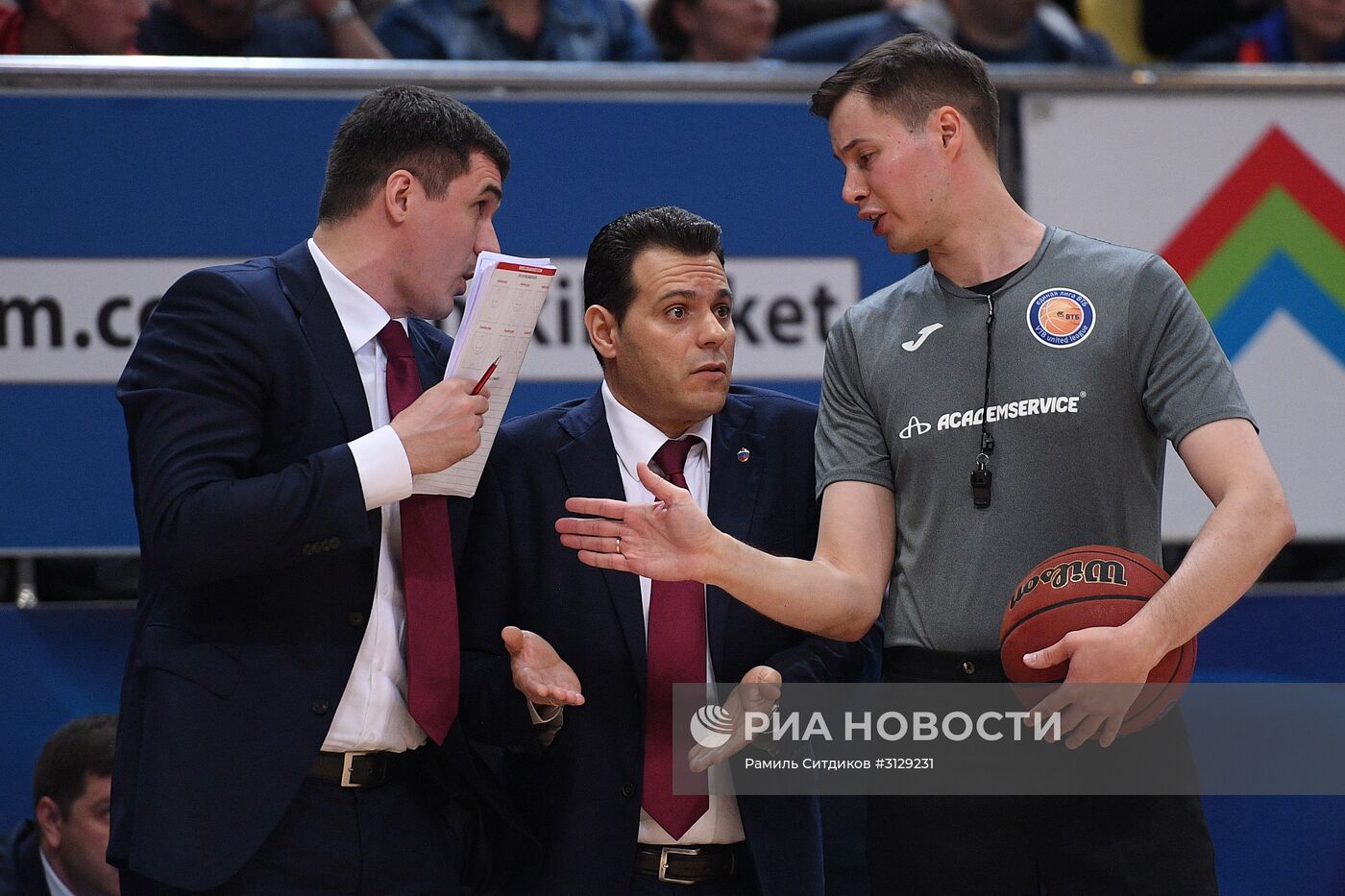 Баскетбол. Единая Лига ВТБ. Матч "Химки" - ЦСКА