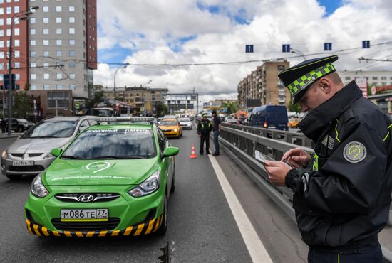 Работа экипажа дорожного патруля ЦОДД