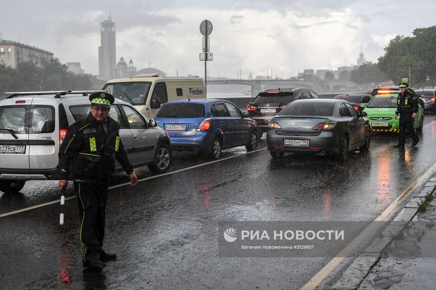 Работа экипажа дорожного патруля ЦОДД