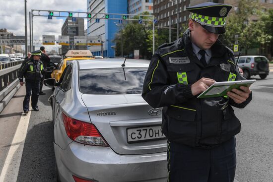 Работа экипажа дорожного патруля ЦОДД