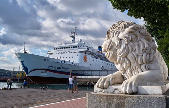 Прибытие круизного лайнера "Князь Владимир" в Севастополь