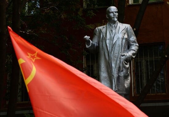Открытие памятника В. Ленину во Владивостоке
