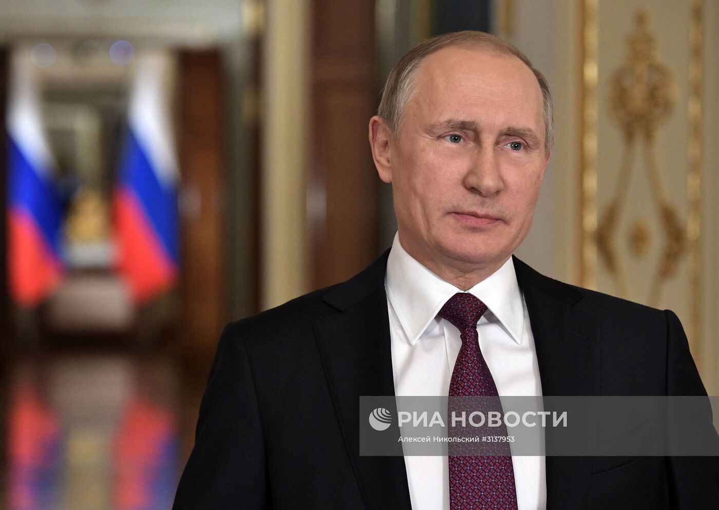 Обращение президента РФ В.Путина к выпускникам российских школ