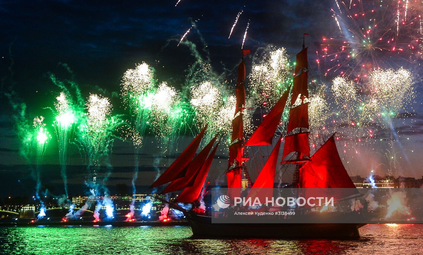 Праздник выпускников "Алые паруса-2017" в Санкт-Петербурге