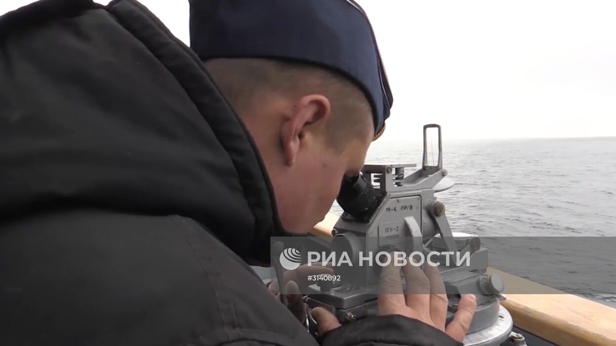Пуск баллистической ракеты "Булава" с подводного крейсера "Юрий Долгорукий"